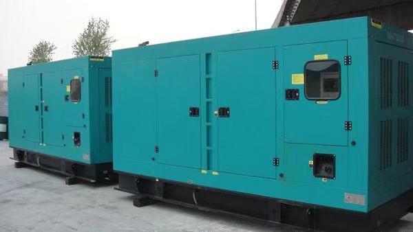 鼓楼康明斯400kw大型柴油二手发电机组